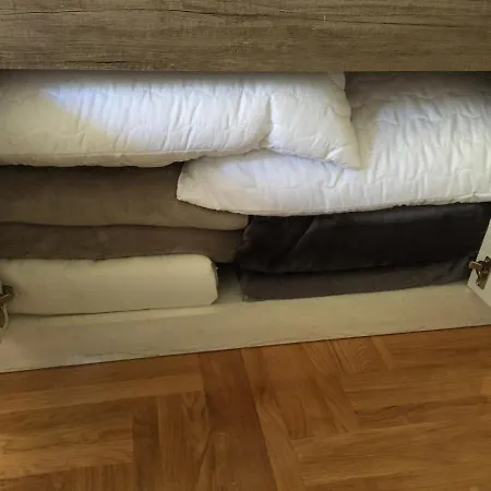 Zlatiborska 2 アパート *