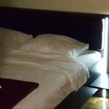 Zlatiborska 2 アパート ズラティボール