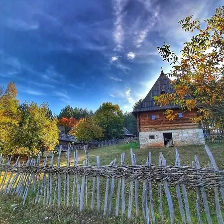 Zlatiborska 2