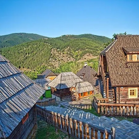 Zlatiborska 2 Апартаменты